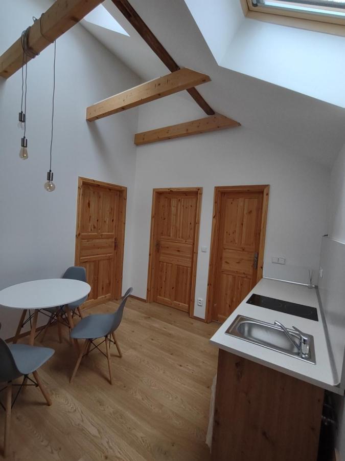Pekloveske Apartmany V Ceskem Raji Železnice Exteriér fotografie